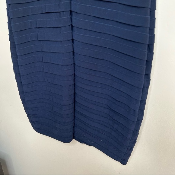 BA Nites Gorgeous V Neck Lace Top Body Con Dress Bandage Skirt Navy Size 10 - Picture 6 of 9